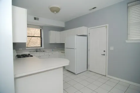 7732 North Paulina Street Chicago IL 60626