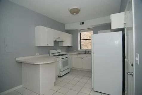 7732 North Paulina Street Chicago IL 60626