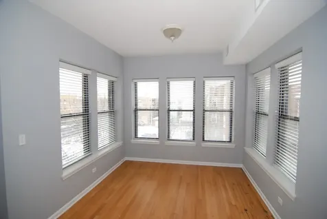 7732 North Paulina Street Chicago IL 60626