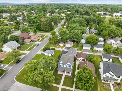 997 Florence Street Lemont IL 60439
