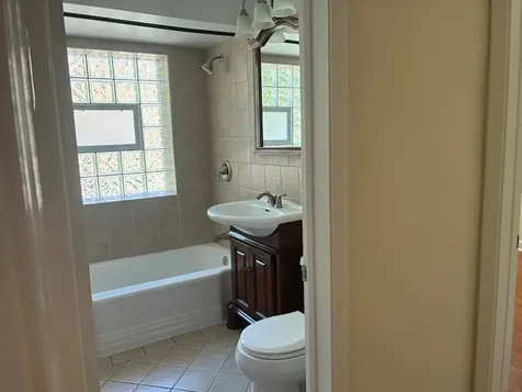 1194 South Kenilworth Avenue Oak Park IL 60304