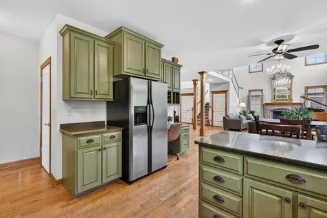 3483 Comstock Avenue Dekalb IL 60115