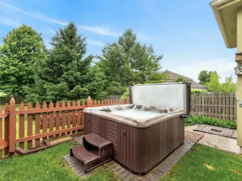 3483 Comstock Avenue Dekalb IL 60115