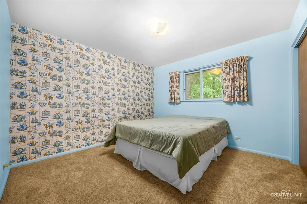 21 Golden Larch Court Naperville IL 60540