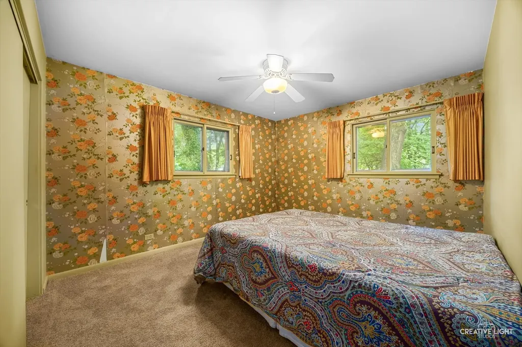 21 Golden Larch Court Naperville IL 60540