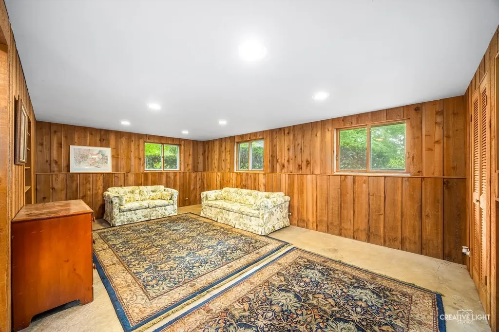 21 Golden Larch Court Naperville IL 60540