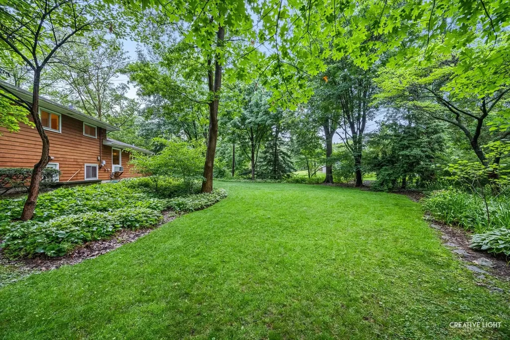 21 Golden Larch Court Naperville IL 60540
