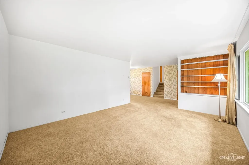21 Golden Larch Court Naperville IL 60540