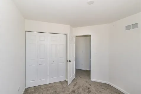 1923 Continental Avenue Naperville IL 60563