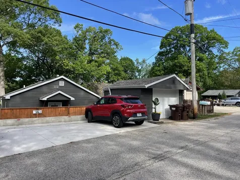 4909 Wildwood Drive Mchenry IL 60051