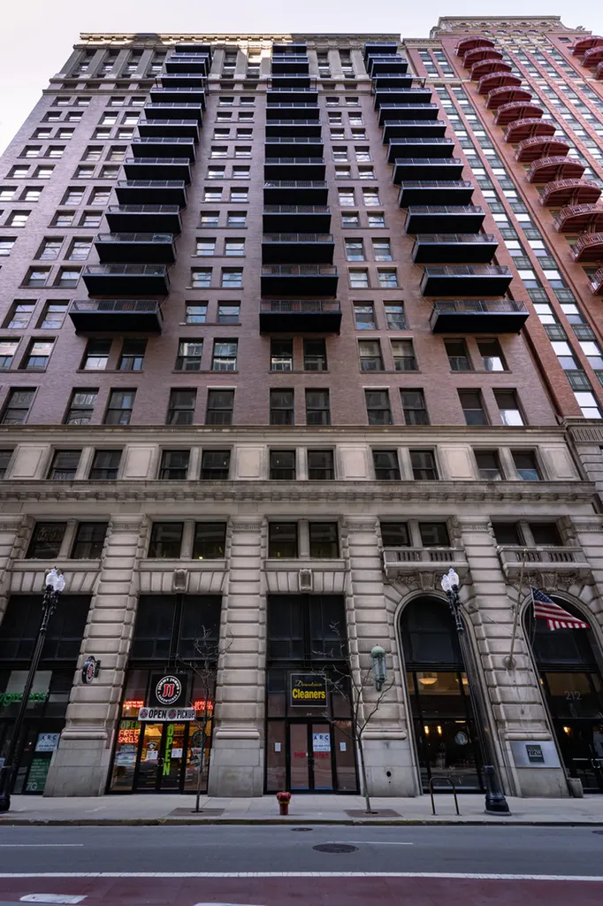 212 West Washington Street Chicago IL 60606