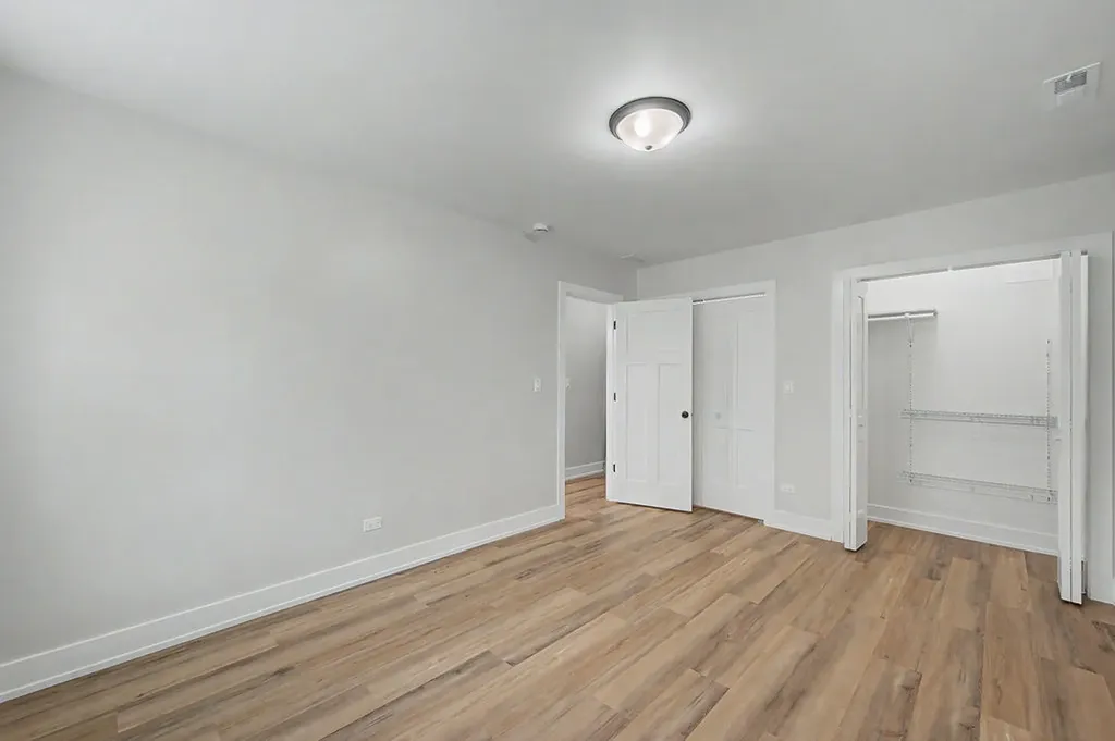 923 North Massasoit Avenue Chicago IL 60651