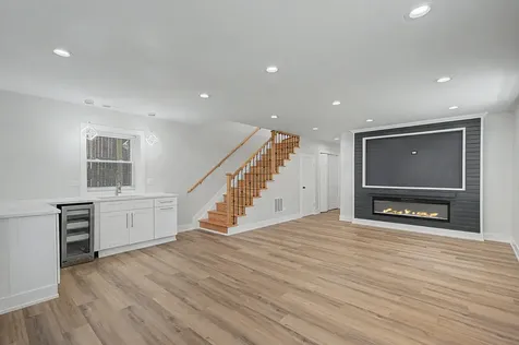 923 North Massasoit Avenue Chicago IL 60651