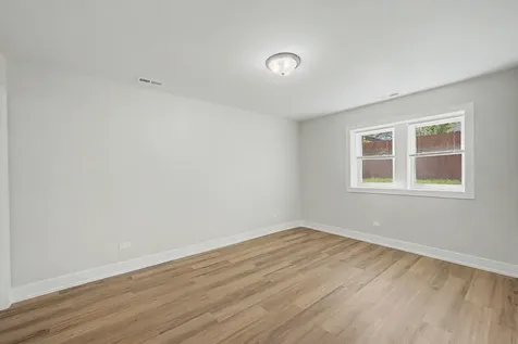 923 North Massasoit Avenue Chicago IL 60651