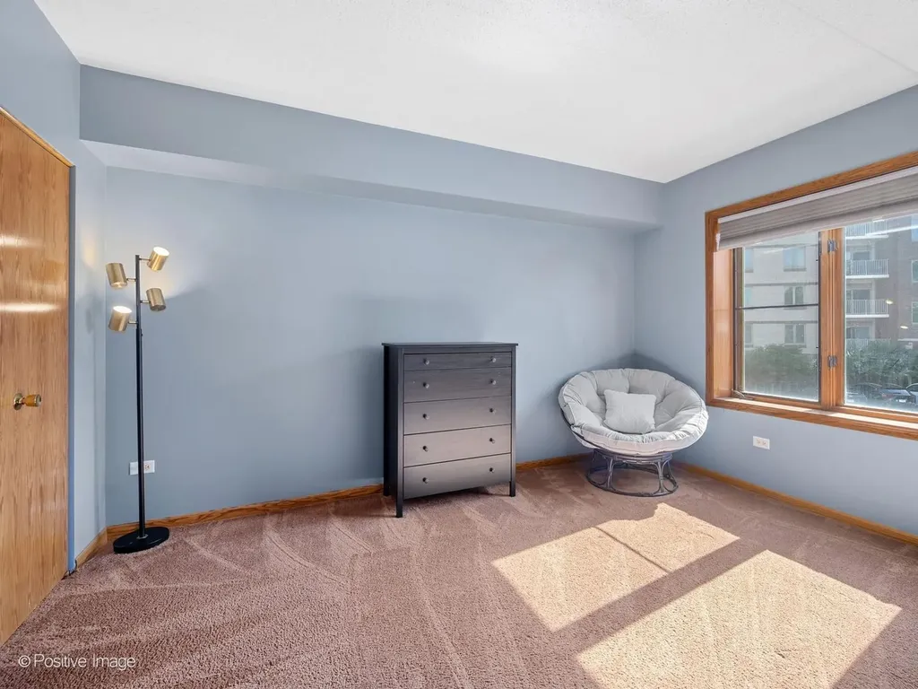175 West Brush Hill Road Elmhurst IL 60126