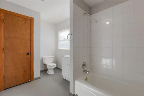 12226 South Racine Avenue Chicago IL 60643