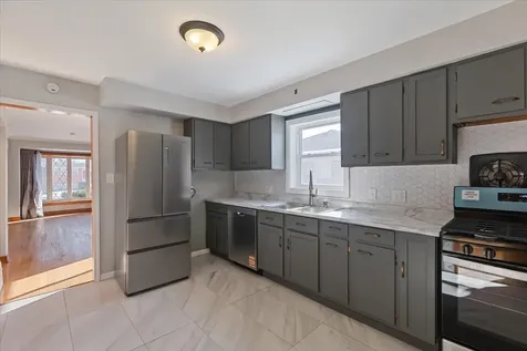 12226 South Racine Avenue Chicago IL 60643