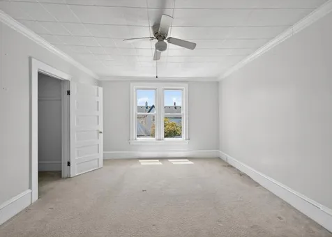 558 North Crystal Street Elgin IL 60123