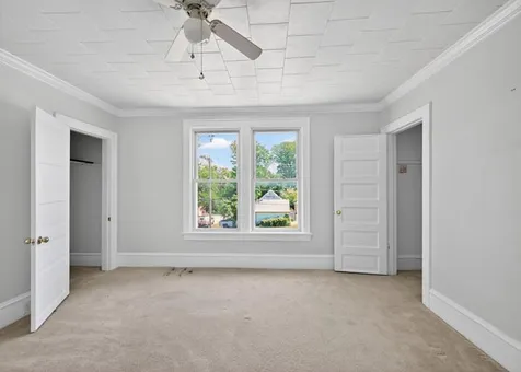 558 North Crystal Street Elgin IL 60123