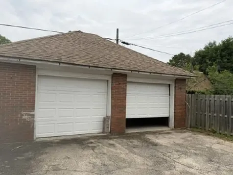 558 North Crystal Street Elgin IL 60123