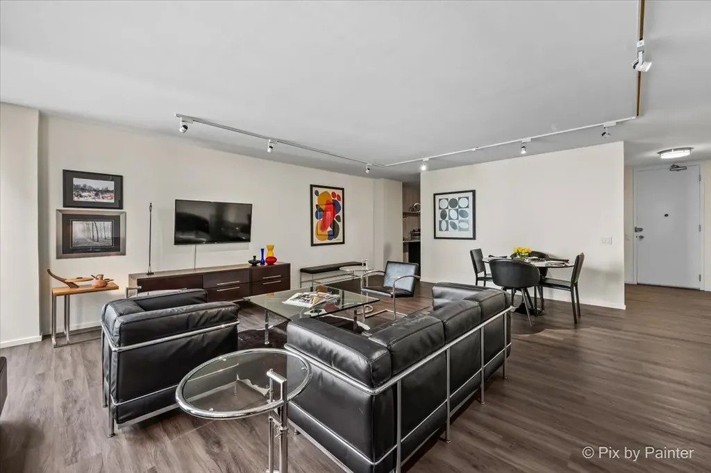 900 North Lake Shore Drive Chicago IL 60611