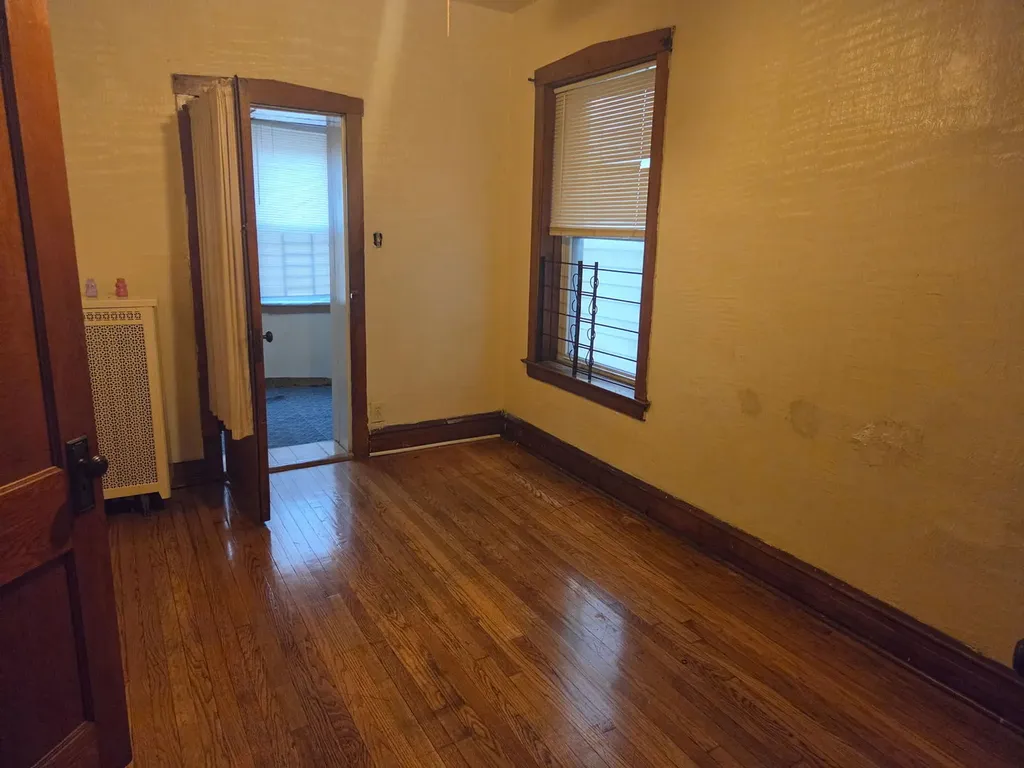 5037 West Adams Street Chicago IL 60644