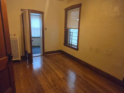 5037 West Adams Street Chicago IL 60644
