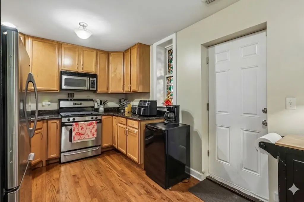 4634 North Albany Avenue Chicago IL 60625