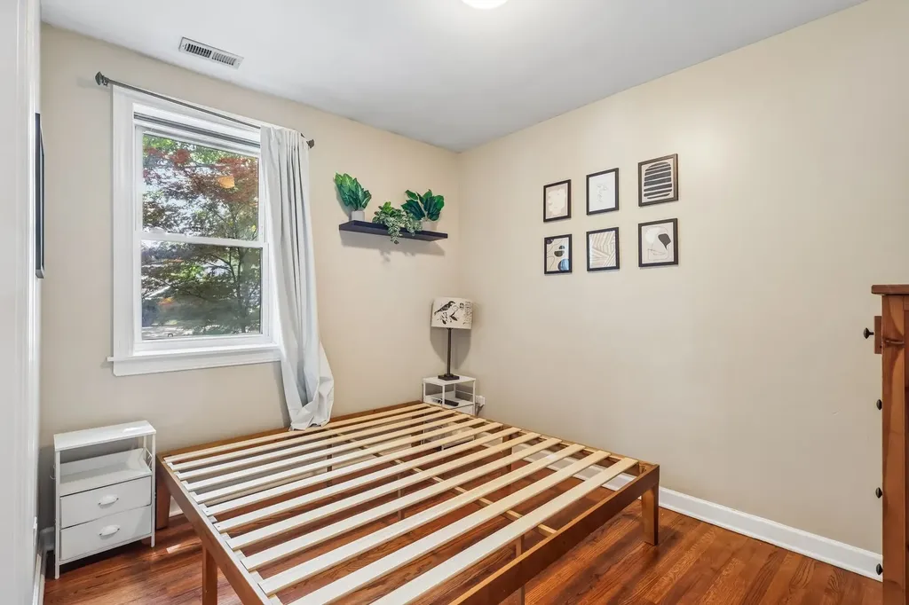 4634 North Albany Avenue Chicago IL 60625