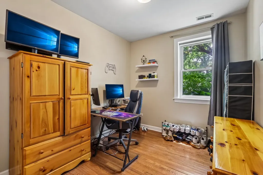 4634 North Albany Avenue Chicago IL 60625