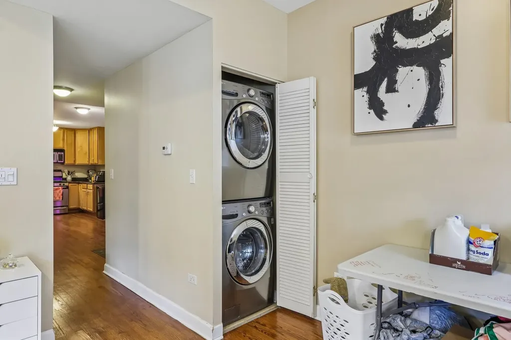4634 North Albany Avenue Chicago IL 60625