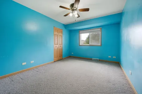 1381 Volkamer Trail Elk Grove Village IL 60007