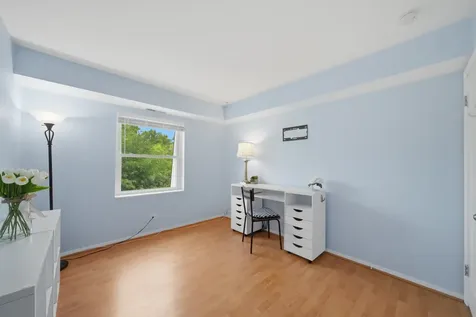 814 North River Road Mount Prospect IL 60056