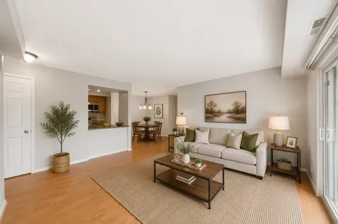 814 North River Road Mount Prospect IL 60056