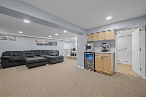 685 Wicklow Road Deerfield IL 60015