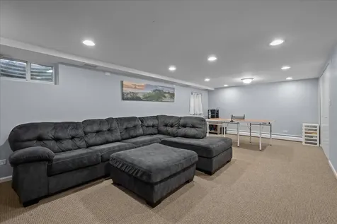 685 Wicklow Road Deerfield IL 60015
