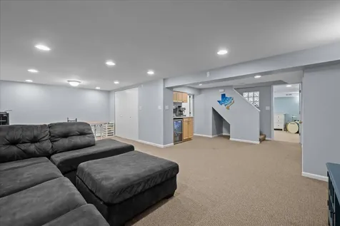 685 Wicklow Road Deerfield IL 60015
