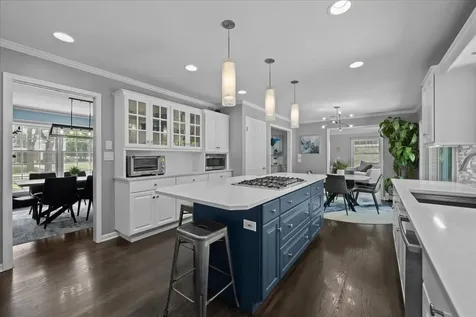 685 Wicklow Road Deerfield IL 60015