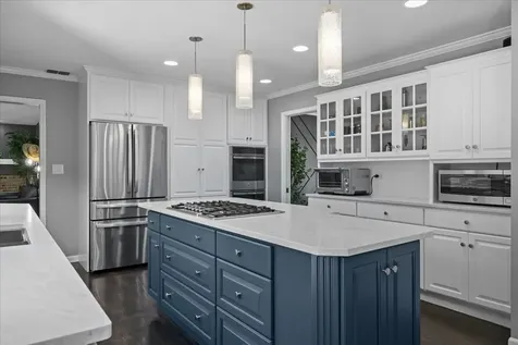 685 Wicklow Road Deerfield IL 60015