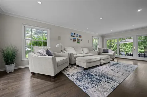 685 Wicklow Road Deerfield IL 60015