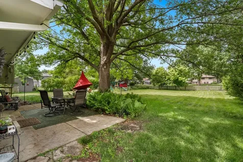11S560 Whittington Lane Naperville IL 60564