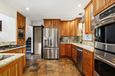 11S560 Whittington Lane Naperville IL 60564