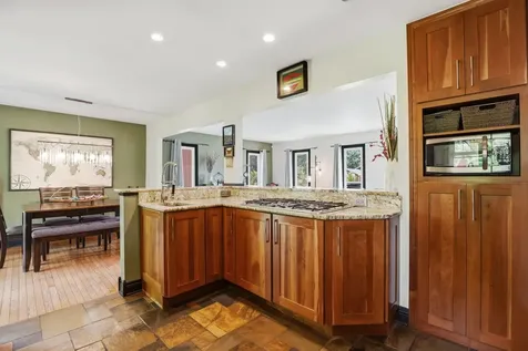11S560 Whittington Lane Naperville IL 60564
