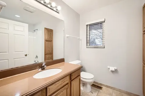 601 Oakwood Drive Geneva IL 60134