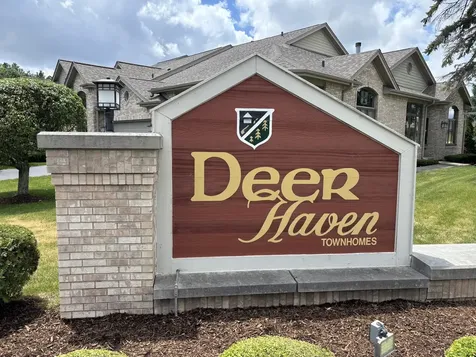114 Deer Haven Court Crete IL 60417