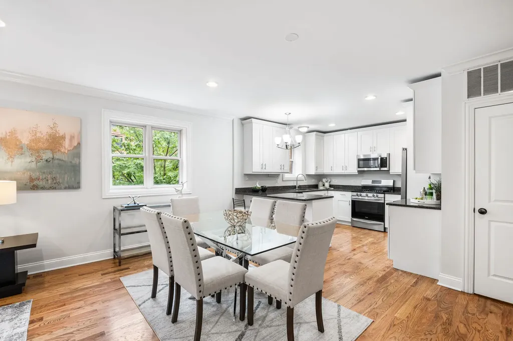 1502 North Sedgwick Street Chicago IL 60610