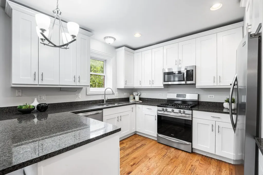 1502 North Sedgwick Street Chicago IL 60610