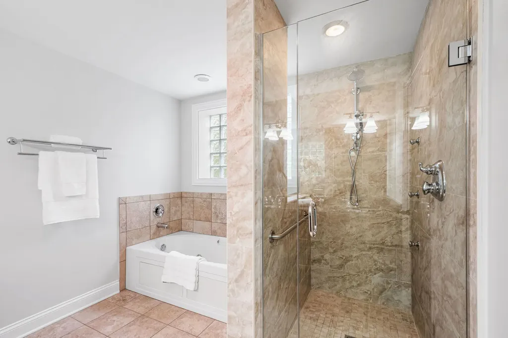 1502 North Sedgwick Street Chicago IL 60610