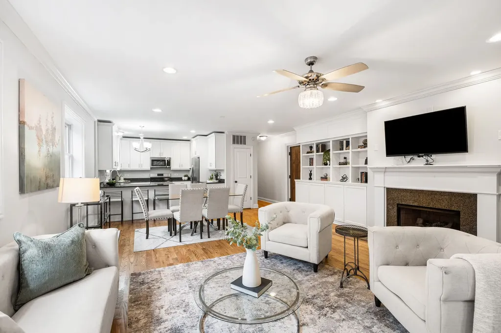 1502 North Sedgwick Street Chicago IL 60610