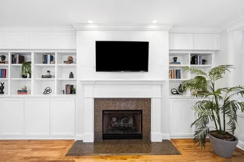 1502 North Sedgwick Street Chicago IL 60610
